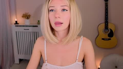 Lena online show from April 7, 11:34 am