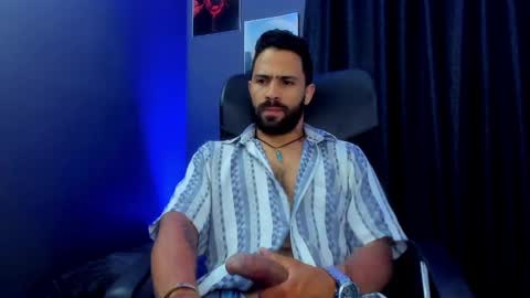 Leo  Diaz online show from March 4, 4:27 am