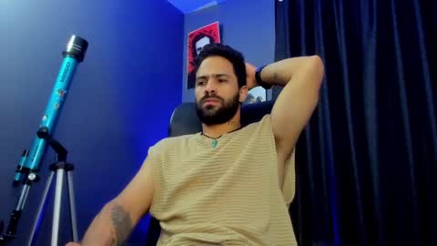 Leo  Diaz online show from February 9, 4:25 am