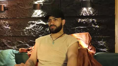 Leo  Diaz online show from October 20, 12:48 am