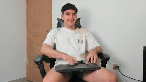 Leo Jones online show from February 21, 5:49 pm