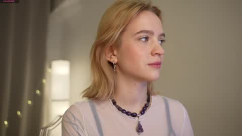  Ashly  online show from January 6, 3:19 pm