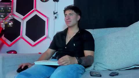 leo_muller online show from October 16, 12:10 am