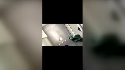 Leo  online show from December 21, 7:31 pm