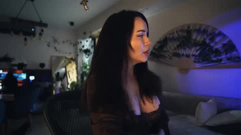 Leo online show from February 23, 3:09 am