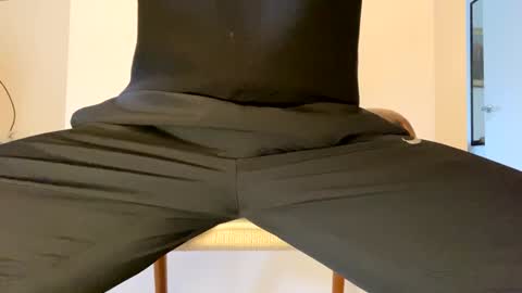 leo online show from February 3, 3:27 pm