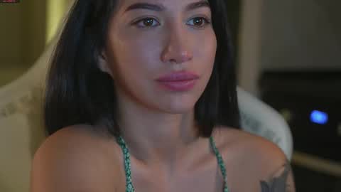 Leora online show from October 20, 5:29 pm