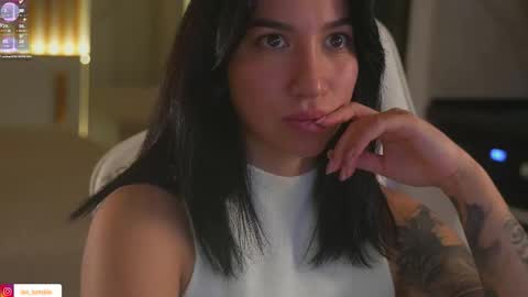 Leora online show from October 14, 4:54 pm