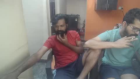 Leo online show from February 7, 4:24 pm