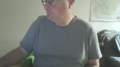 homquisgode online show from December 16, 10:43 am