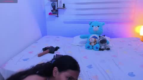Snapshot of lesbic_hot_69 chatting on October 7, 4:19 am lesbic_hot_69 online show from October 7, 4:19 am