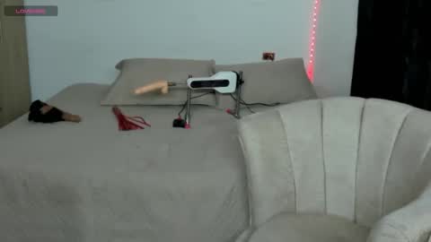 Snapshot of lesbic_hot_69 chatting on September 12, 4:58 am lesbic_hot_69 online show from September 12, 4:58 am