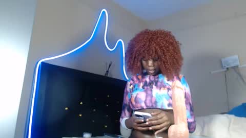 leslie online show from September 18, 3:43 am