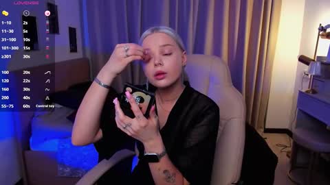 Stacey online show from March 29, 7:32 am