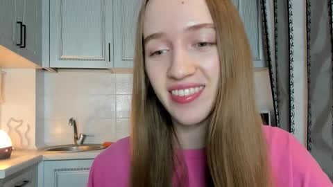  LESLIE   online show from October 24, 8:31 pm