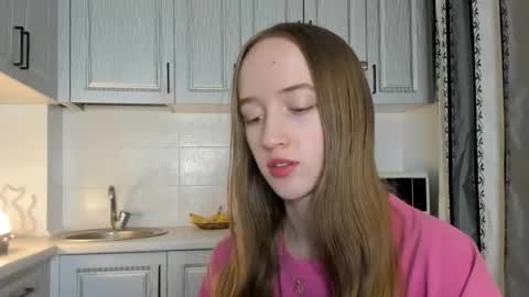  LESLIE   online show from December 2, 4:38 pm