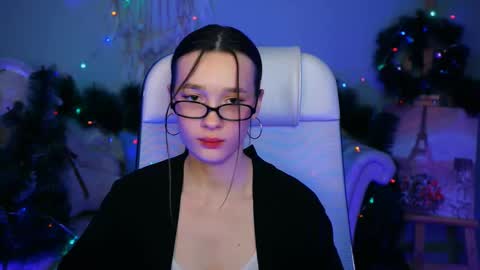 Leslie  next stream in - 29 november 1600 UTC0000 online show from December 28, 3:26 pm