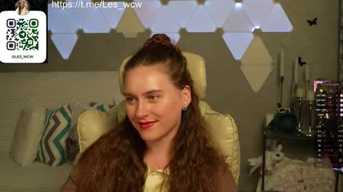 Snapshot of lesliekorfs chatting on October 18, 7:29 pm LeslieKorfs online show from October 18, 7:29 pm