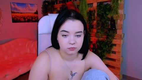 LeslieRowe online show from November 28, 5:31 pm