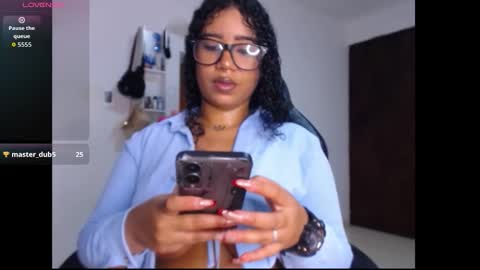 lesly online show from September 26, 1:46 am