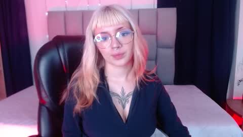 Less  online show from February 6, 11:53 am