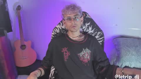   letrip  online show from December 4, 2:44 am