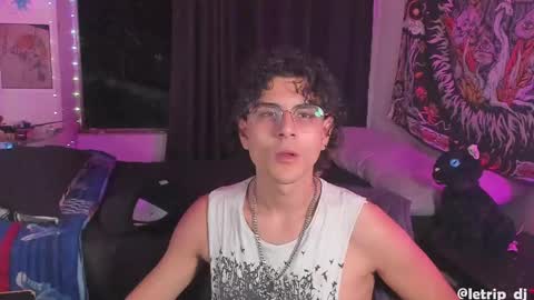   letrip  online show from December 5, 1:42 am