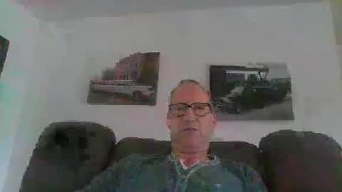 Snapshot of levensgenieters2 chatting on October 17, 8:40 am levensgenieters2 online show from October 17, 8:40 am