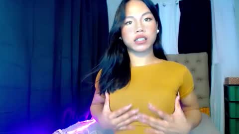 lexi_foru online show from November 26, 9:39 am