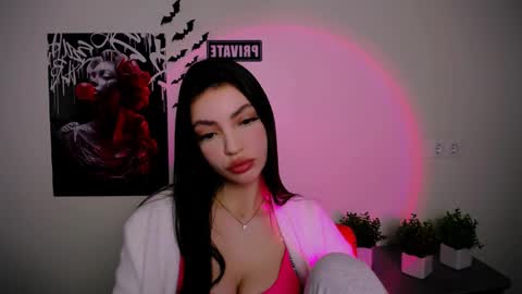 Alexia online show from February 25, 3:31 pm