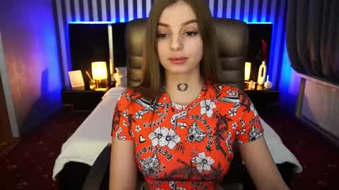 lexi_si online show from February 17, 9:00 pm