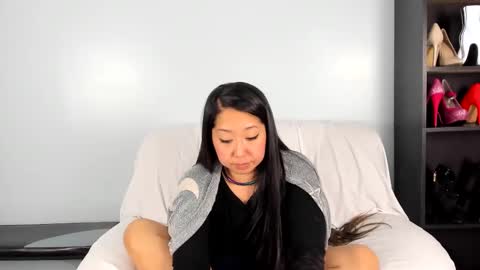 Snapshot of lexie_mack chatting on December 13, 4:54 am Lexie Mack online show from December 13, 4:54 am