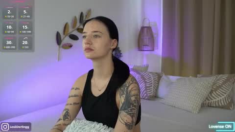 LexiiDarling online show from March 1, 2:10 pm