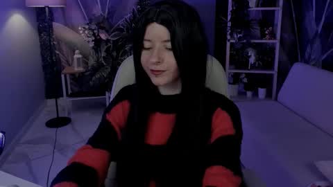 Snapshot of lexiwenford chatting on October 3, 3:59 am Lexi Wenford NO NUDE GODDESS online show from October 3, 3:59 am