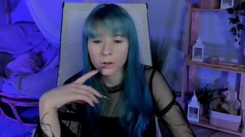 Snapshot of lexiwenford chatting on October 6, 3:02 am Lexi Wenford NO NUDE GODDESS online show from October 6, 3:02 am