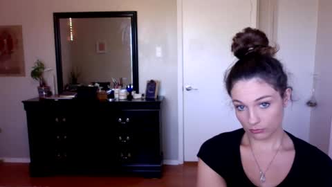 Snapshot of lexwyoex chatting on September 30, 3:33 pm lexwyoex online show from September 30, 3:33 pm