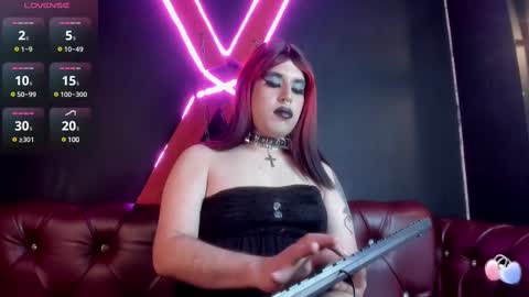 Snapshot of lexxxx_2 chatting on February 17, 10:38 pm LEXXY online show from February 17, 10:38 pm