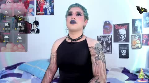 Snapshot of lexxxx_2 chatting on December 29, 8:04 pm LEXXY online show from December 29, 8:04 pm
