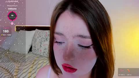 lexi miu online show from April 4, 6:15 pm