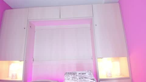 Snapshot of lexyquinn_ chatting on March 8, 1:50 am L I A online show from March 8, 1:50 am
