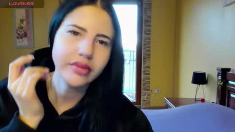 lexyswett online show from October 28, 7:53 am