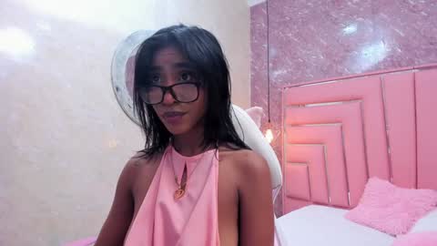 Leyla online show from January 4, 3:07 pm