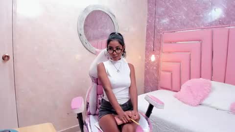 Leyla online show from December 30, 12:20 pm