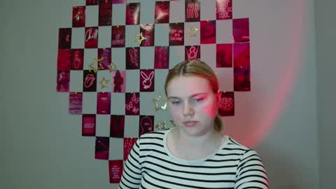 Leyla online show from November 20, 9:52 am