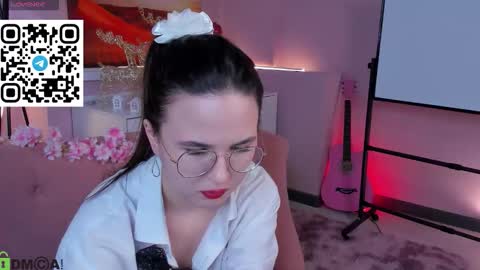 leylamirage online show from February 27, 1:04 pm