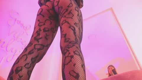 Leyla online show from February 25, 11:36 am