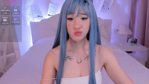 Snapshot of lezy_liza chatting on October 17, 4:27 am Lisa online show from October 17, 4:27 am