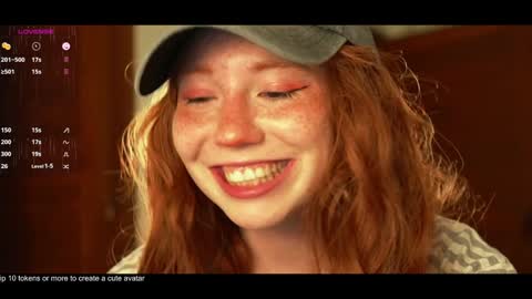 Snapshot of li_on_line chatting on December 22, 2:38 pm Li online show from December 22, 2:38 pm