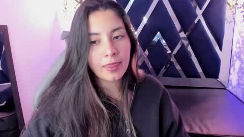 Lia  online show from February 13, 5:11 pm