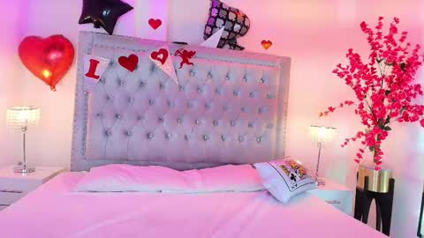 Lia  online show from February 19, 3:38 am